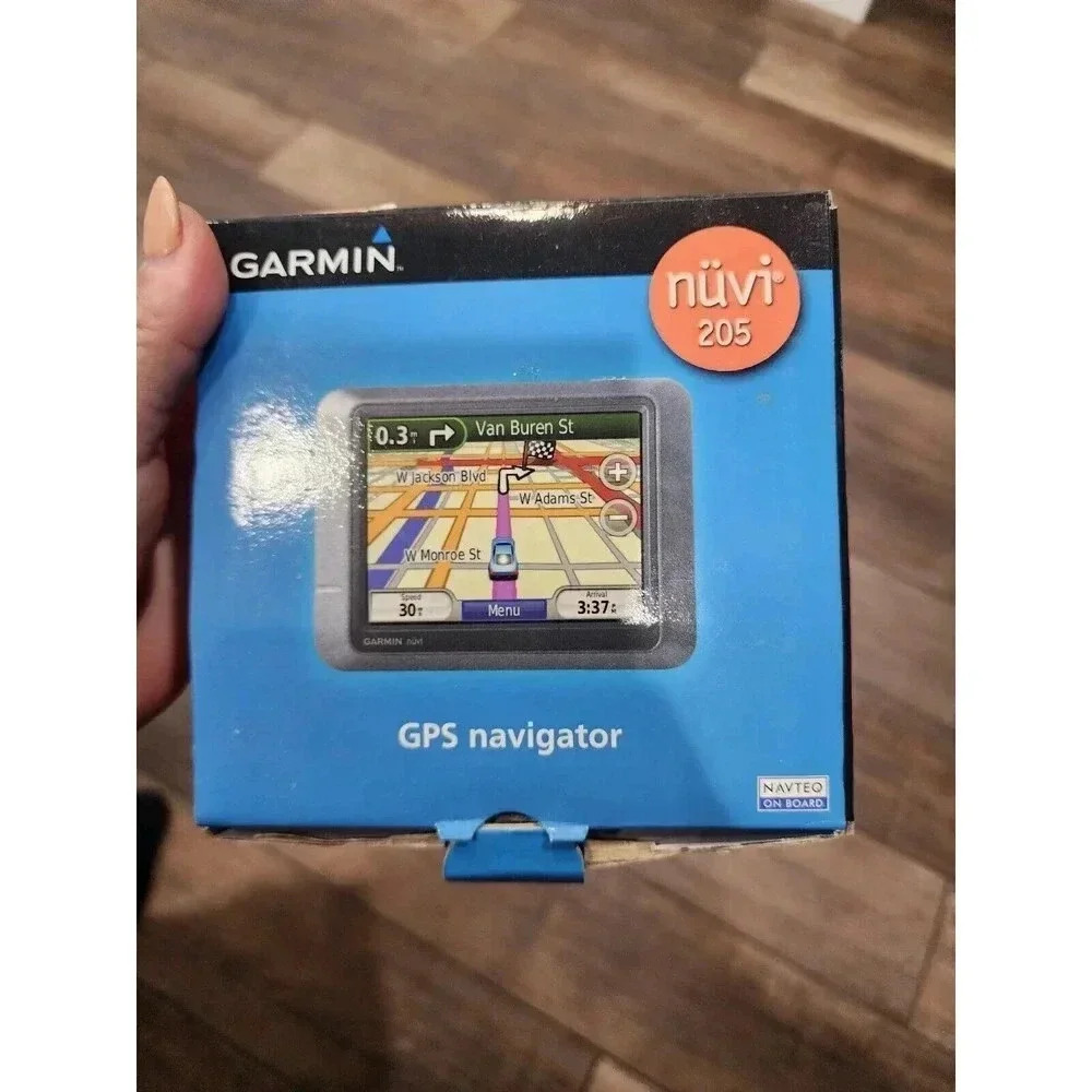 Garmin nüvi 205 Automotive Mountable, working w/all original parts - Picture 3 of 7